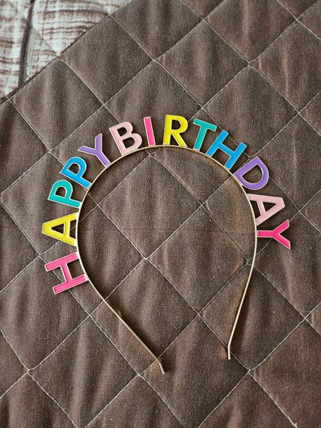 Čelenka happy birthday, 