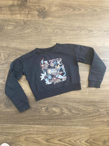 Crop-top mikina, 134