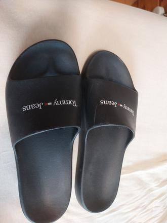 Th šľapky, tommy hilfiger,42