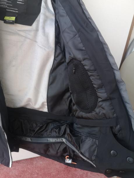 Trespass dámska zimna bunda veľkosť m, m