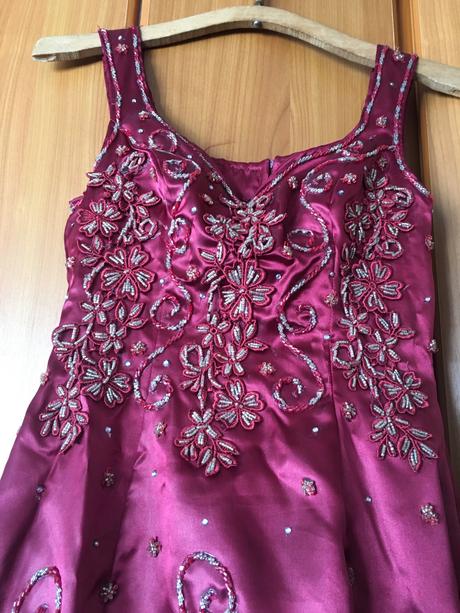 Spoločenské šaty, s