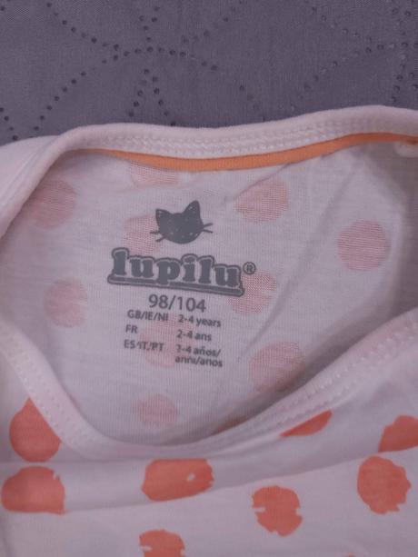 Bodkovane tricko, top stav, lupilu,104