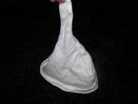 Bielo - bodkovaná oroginal čiapka zn. next, next,62