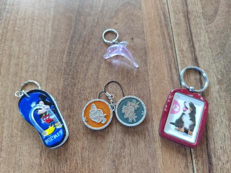 Detske prívesky, stav ako na fotke, 