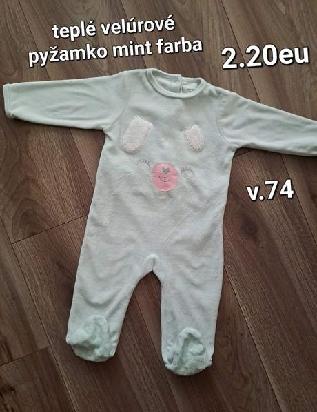 Velúrové pyžamko, 74