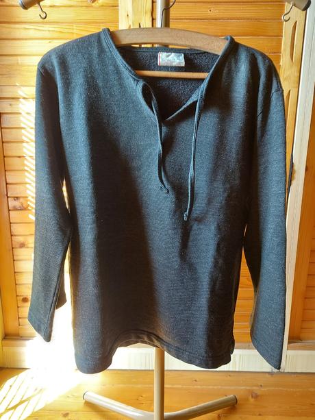 Mikina antracitová, 34