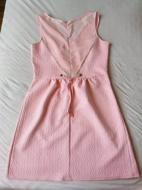 Krásne značkové šaty, naf naf,38