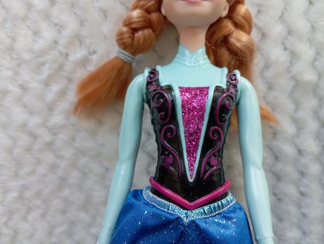 Barbie mattel anna v lesklej sukni, 