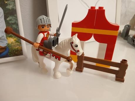 Lego koník rytier, 