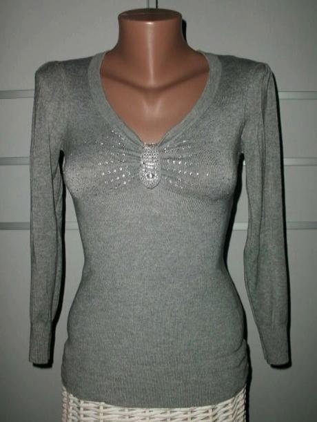 Pletený sveter s kamienkovým dekoltom, xs