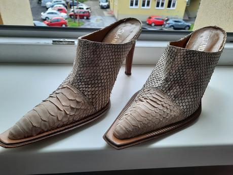 Zaujímavé kožené topánky, 39