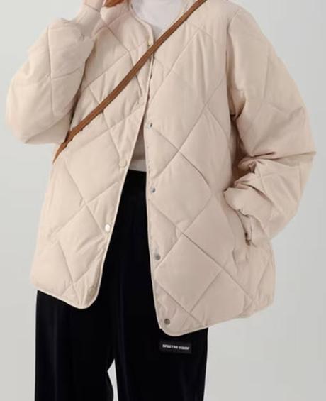 Krásna prechodná bunda značky green apple, s