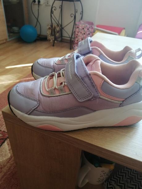 Tenisky champion veľkosť 33, 33