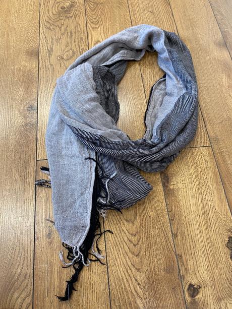 Čiernobiely šál - unisex,