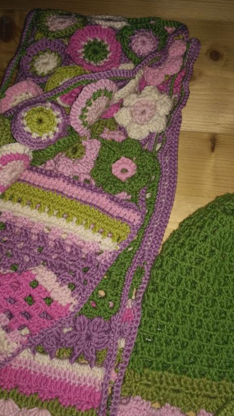 Nenosený háčkovaný šál, 140