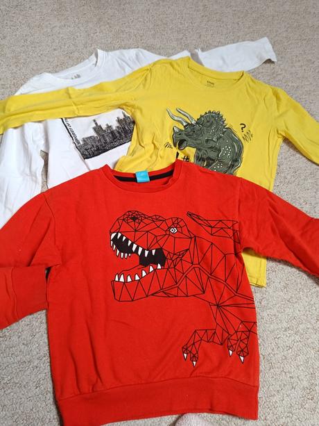 Mix oblečenia 134, 122–134