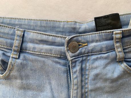 Roztrhané rifle, h&m,152