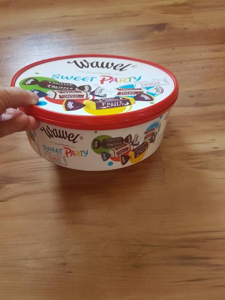 Väčšia plastová dóza/box/nádoba, 