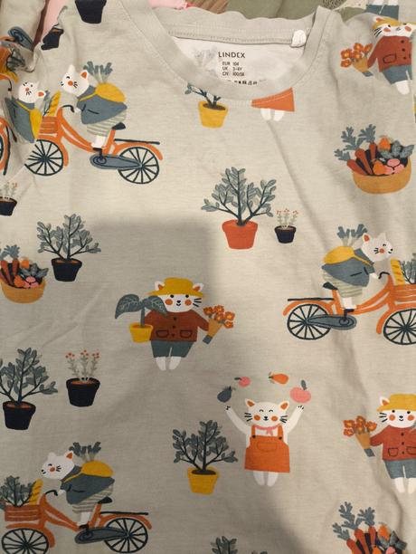 Balík oblečenia lindex 104, 104–116