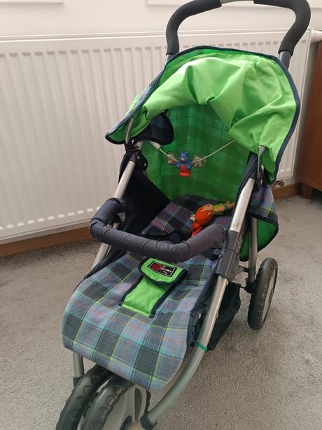 Kočiar pre bábiky, 
