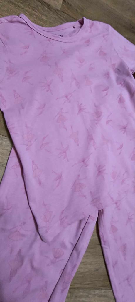 Pyžamo 122, sinsay,122