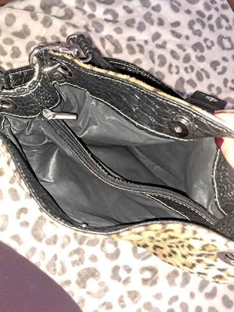 Kabelka s leopardím vzorom, 