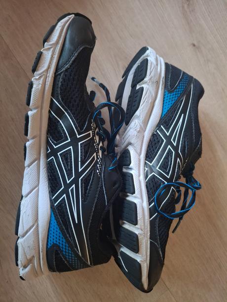 Asics botasky veľmi dobrý stav- veľ. 41,5, asics,41