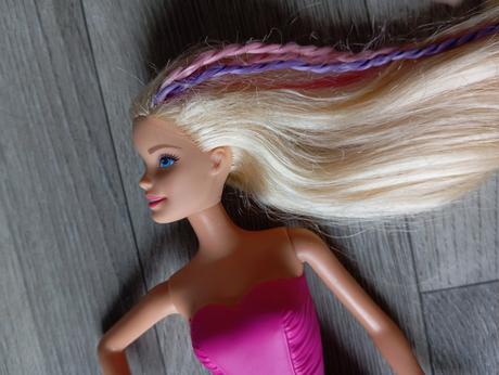 Barbie endless hair kingdom 2015, 
