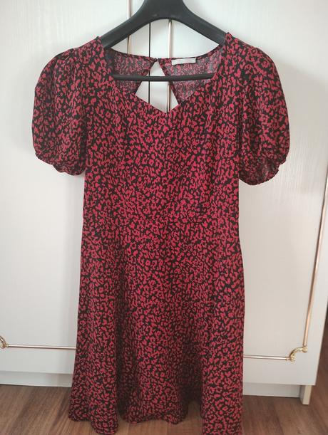 Šaty č.m (38), gate,m