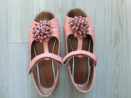 Sandalky, mayoral,32