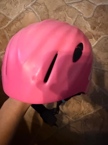 Lyžiarska prilba, elan,m