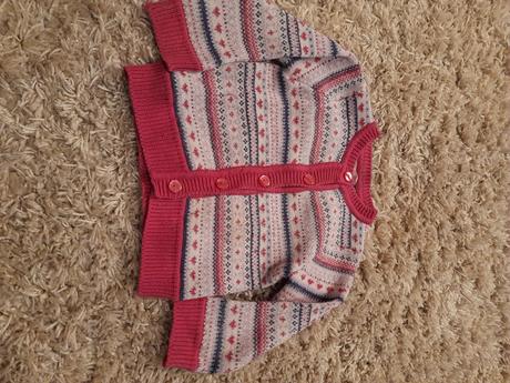 Sveter, prénatal,86