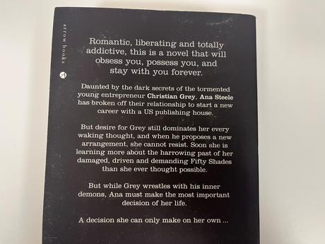 Fifty shades of grey / darker / freed (e.l. james), 