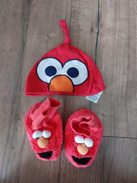 Capačky a čapica elmo, h&m,18