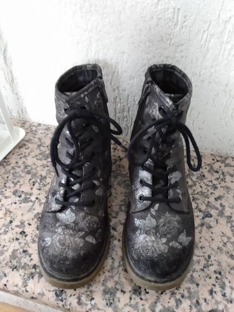 Topánky na jeseň, graceland,32