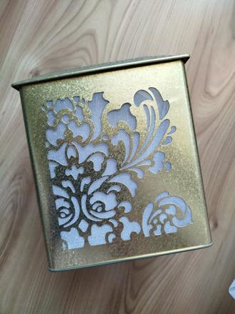 Plechovka domček zo susienok, 