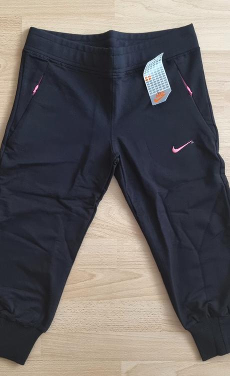 Dámske čierno ružové 3/4 tepláky, nike