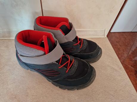 Turistické topánky, 33