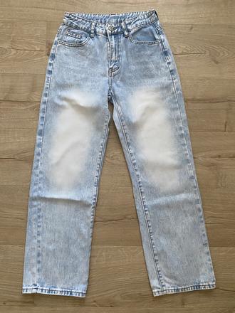 Bledomodre rifle, 152