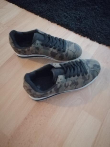 2x obuté bez poskodeni, 38