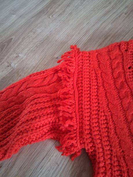 Oranžovo-červený sveter, mango,s