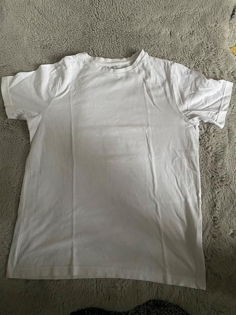 Predám unisex tričko veľ. 134-140 cm, f&f,140