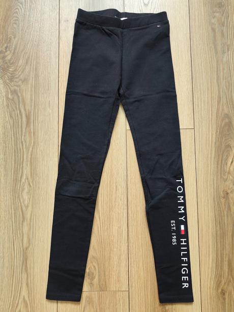 Leginy, tommy hilfiger,152