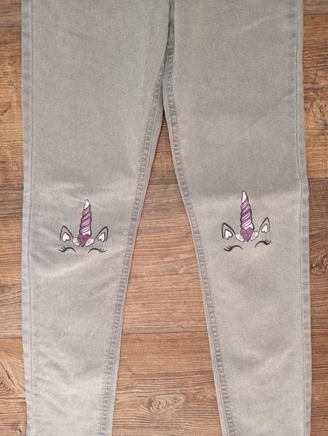 Riflové nohavice, sinsay,140