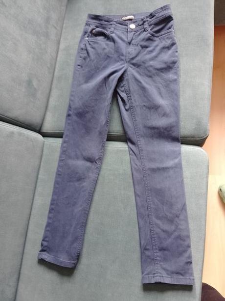 Tmavomodré rifle, charles vögele,140