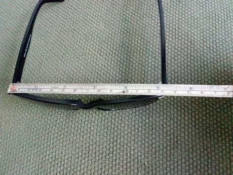 1 x vzaté slnečné dioptrické okuliare,