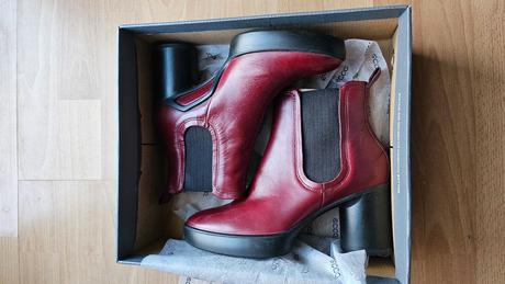 Tmavočervené čižmy, ecco,38