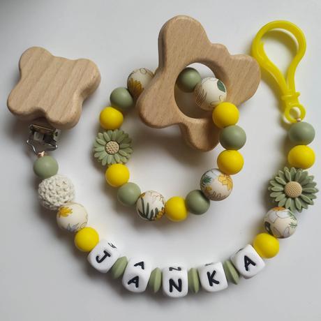 Retiazka na cumlík s menom a hryzadlo motýlik, 