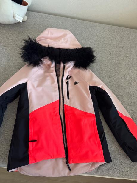 Lyžiarská súprava, 134