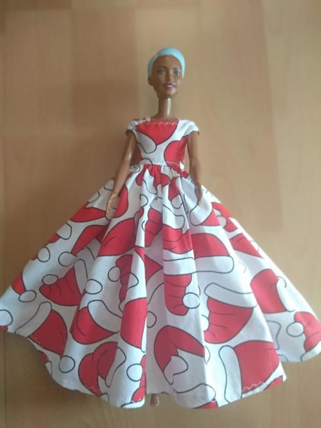 Šaty pre barbie, 